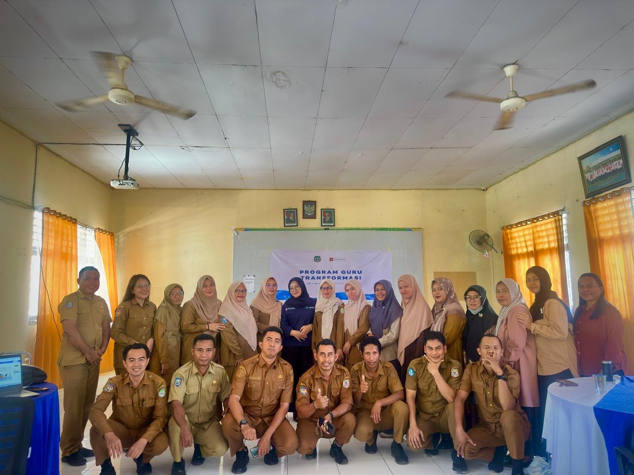 Bawa Nama Sekolah di Kancah Nasional: Guru SMA Dharma Wanita 1 Pare Jadi Fasilitator Program Guru Transformasi di Maluku Utara